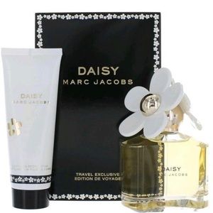 Marc Jacobs Daisy exclusive edition travel set
